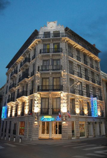 Hotel Azurea 3* (Ницца)